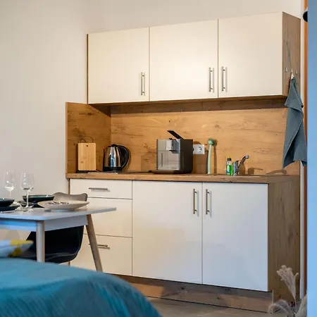 Cellar-apparts Apartman *